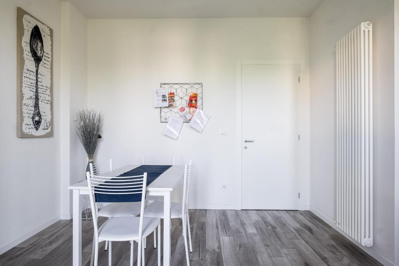 Bologna Accommodation - Fiera - Self Checkin - 24H Экстерьер фото